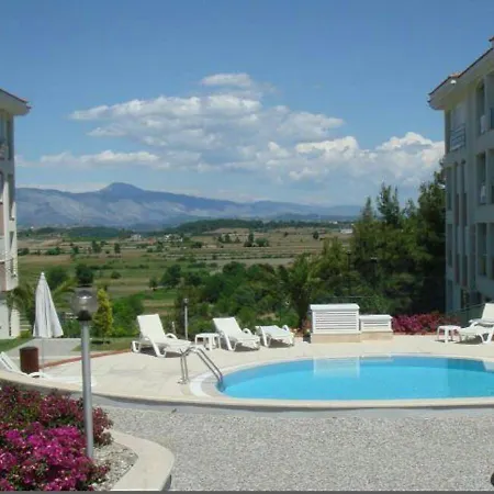 Beautiful Bright 3 Bed In Popular Sought After Private Gated Community Сasa de vacaciones Antalya