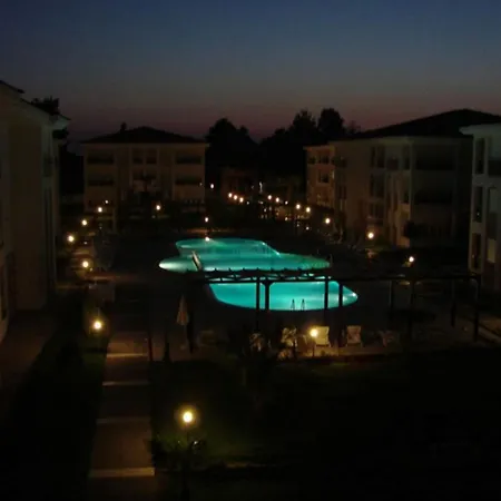 Beautiful Bright 3 Bed In Popular Sought After Private Gated Community Сasa de vacaciones *